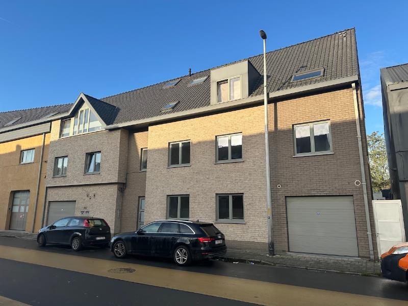 Appartement te  huur in Wondelgem 9032 985.00€ 2 slaapkamers 115.00m² - Zoekertje 305410