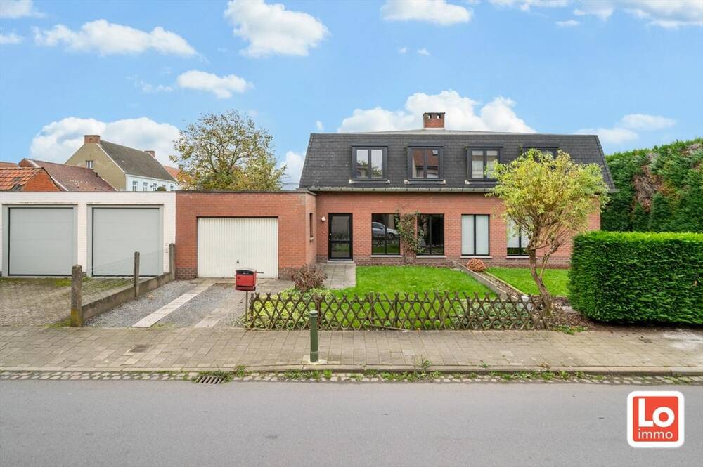 Huis te  koop in Oostakker 9041 349000.00€ 3 slaapkamers 155.00m² - Zoekertje 308264