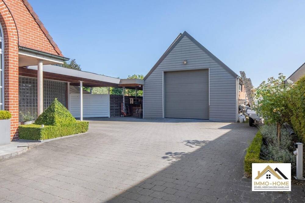 Huis te  koop in Beervelde 9080 599000.00€ 4 slaapkamers 241.00m² - Zoekertje 307156