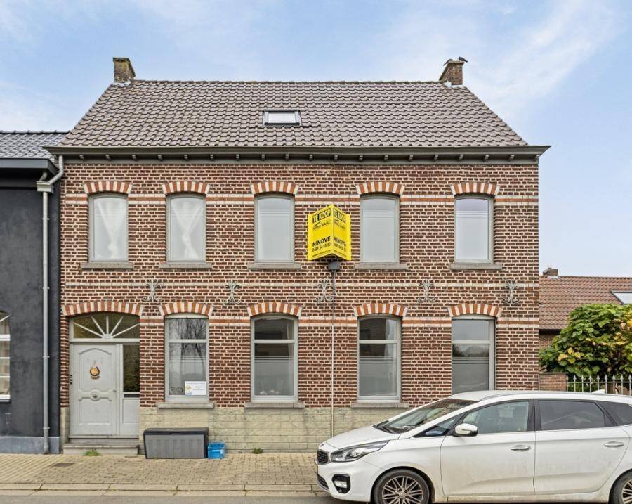 Huis te  koop in Voorde 9400 359000.00€ 5 slaapkamers 223.00m² - Zoekertje 308187