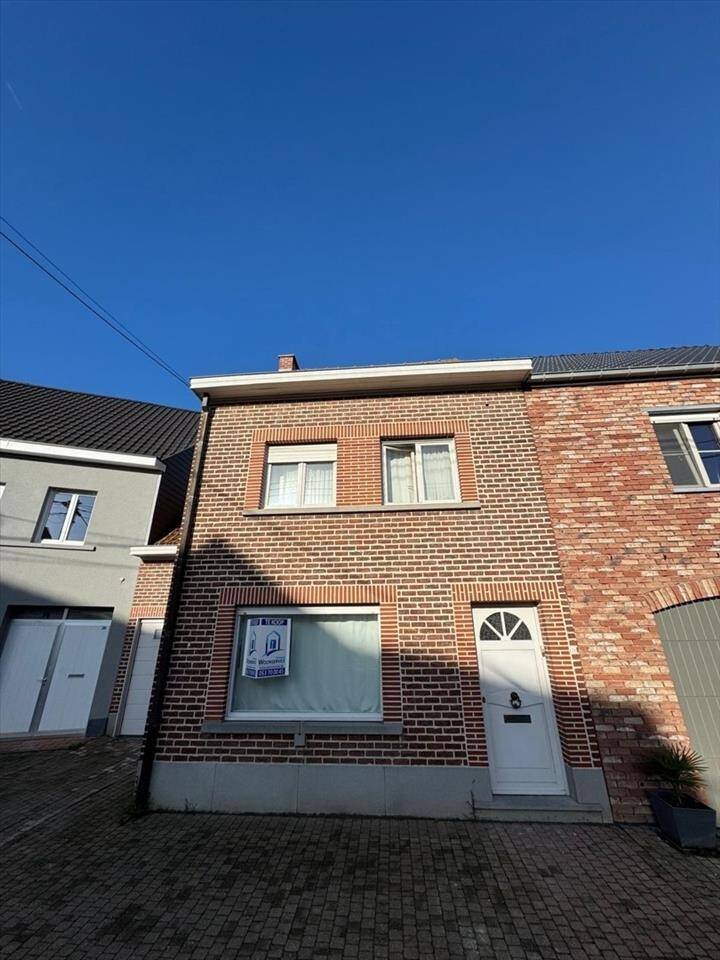 Huis te  koop in Haaltert 9450 340000.00€ 3 slaapkamers 230.00m² - Zoekertje 307357