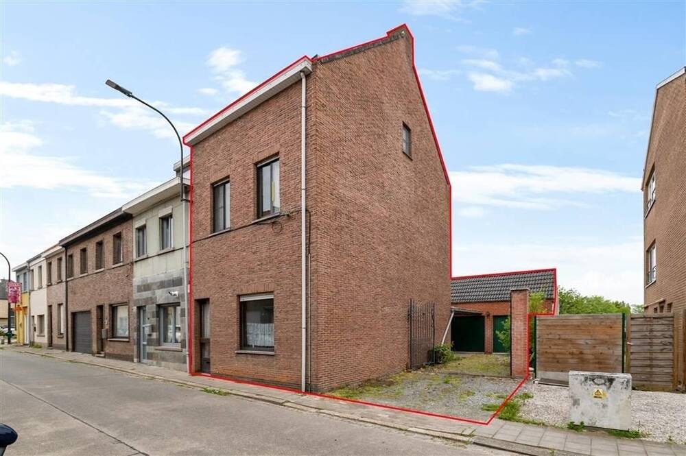 Huis te  koop in Aalst 9300 219000.00€ 3 slaapkamers 120.00m² - Zoekertje 306918