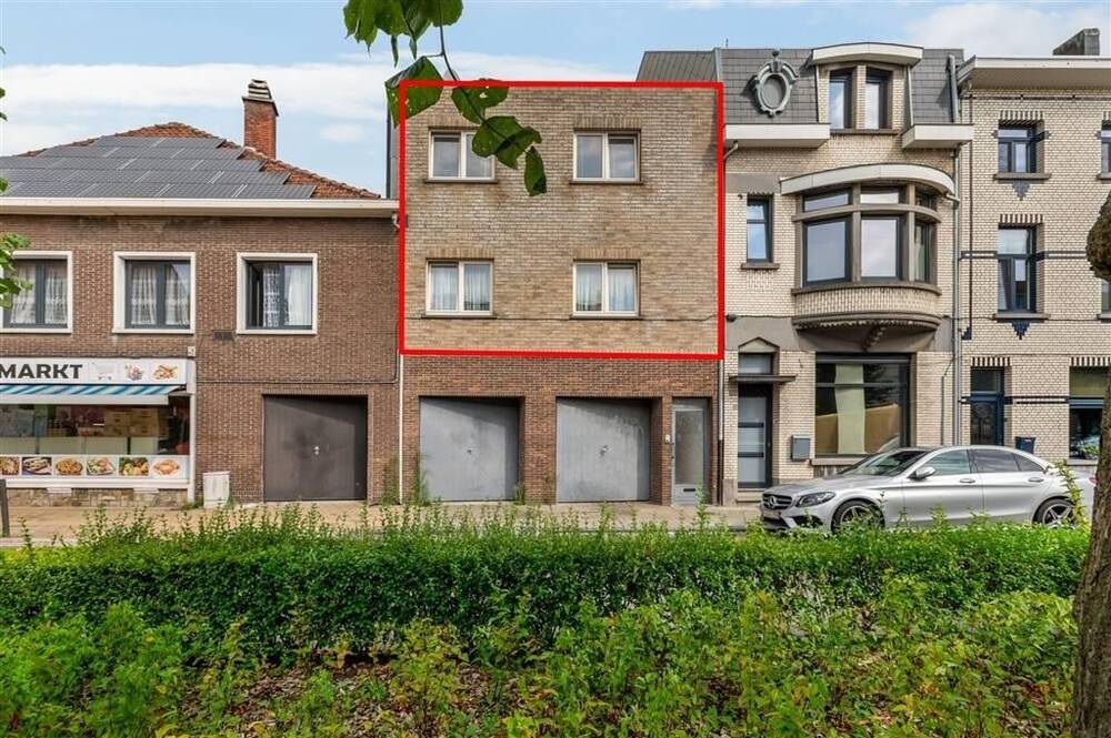 Huis te  koop in Sint-Niklaas 9100 245000.00€ 3 slaapkamers 140.00m² - Zoekertje 306719