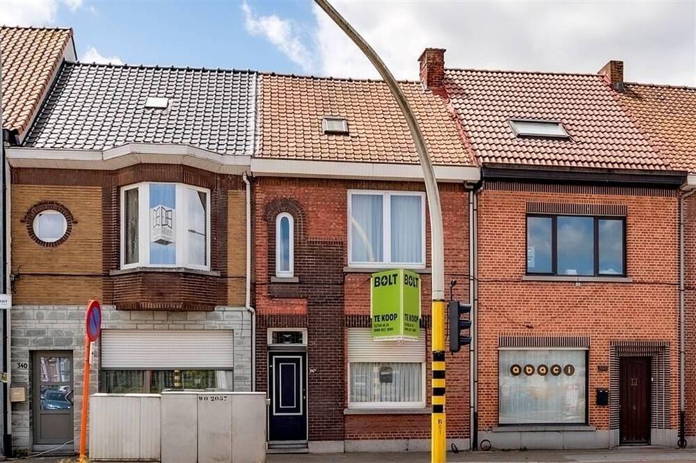 Huis te  koop in Sint-Niklaas 9100 205000.00€ 3 slaapkamers 147.00m² - Zoekertje 310422