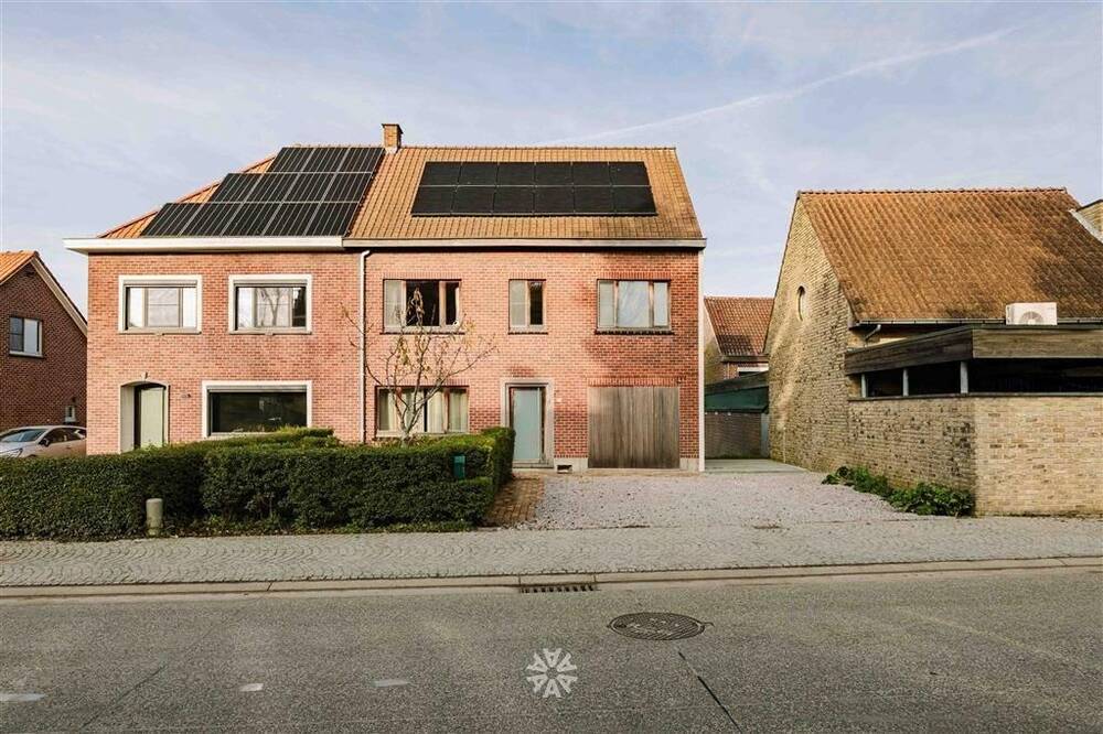 Huis te  koop in Maarkedal 9680 445000.00€ 4 slaapkamers 240.00m² - Zoekertje 310635