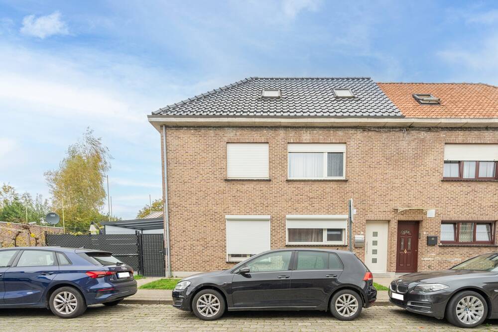 Huis te  koop in Zele 9240 319000.00€ 4 slaapkamers 156.00m² - Zoekertje 311048