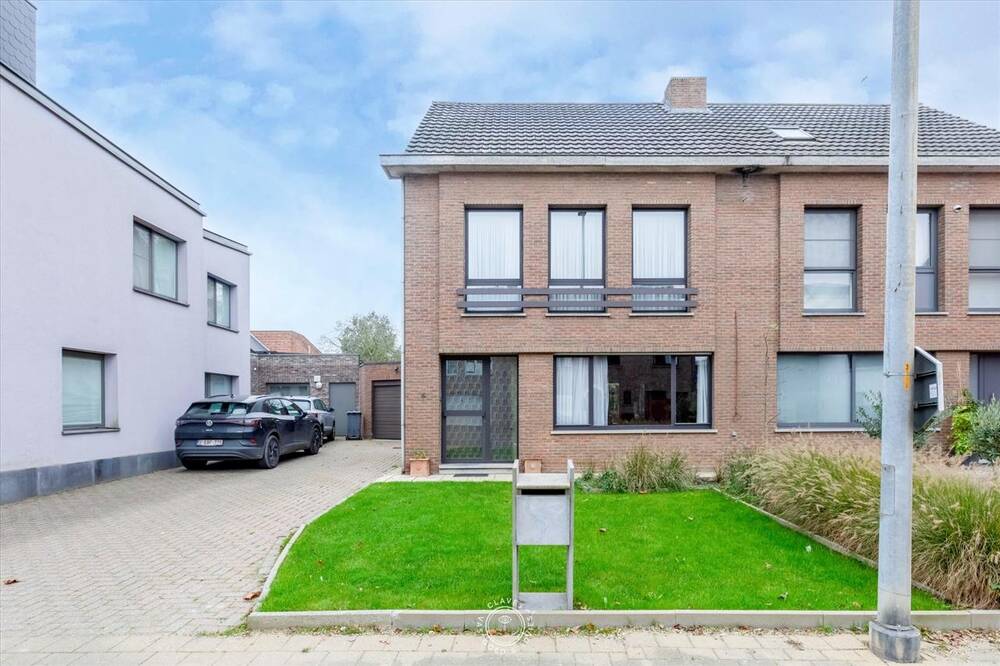 Huis te  koop in Nieuwkerken-Waas 9100 379000.00€ 3 slaapkamers 223.00m² - Zoekertje 311211