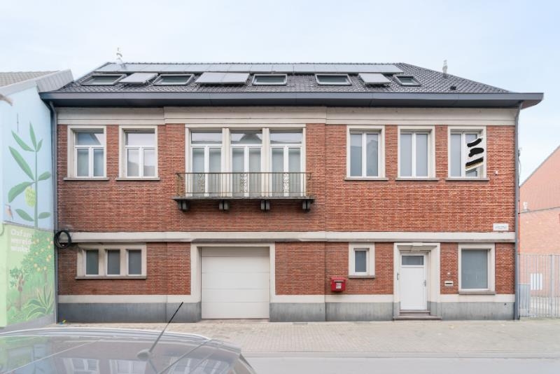 Huis te  koop in Lokeren 9160 649000.00€ 4 slaapkamers m² - Zoekertje 313342