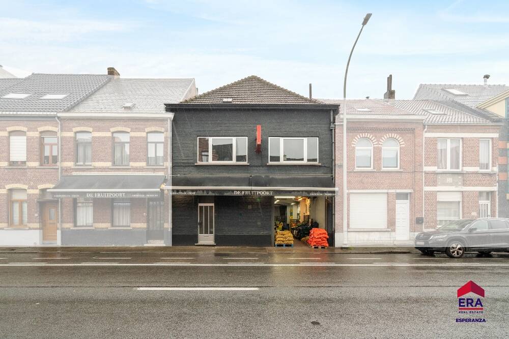 Handelszaak te  koop in Ninove 9400 675000.00€ 3 slaapkamers 322.00m² - Zoekertje 313659