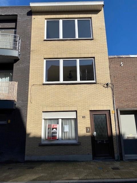 Huis te  koop in Sint-Niklaas 9100 210000.00€ 2 slaapkamers m² - Zoekertje 312787