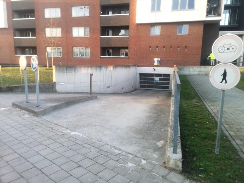 Parking te  huur in Gent 9000 56.00€  slaapkamers m² - Zoekertje 341788