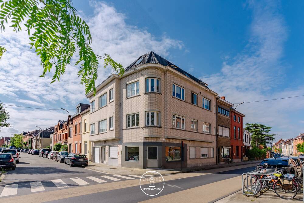 Appartement te  koop in Gentbrugge 9050 268800.00€ 2 slaapkamers 73.00m² - Zoekertje 360821