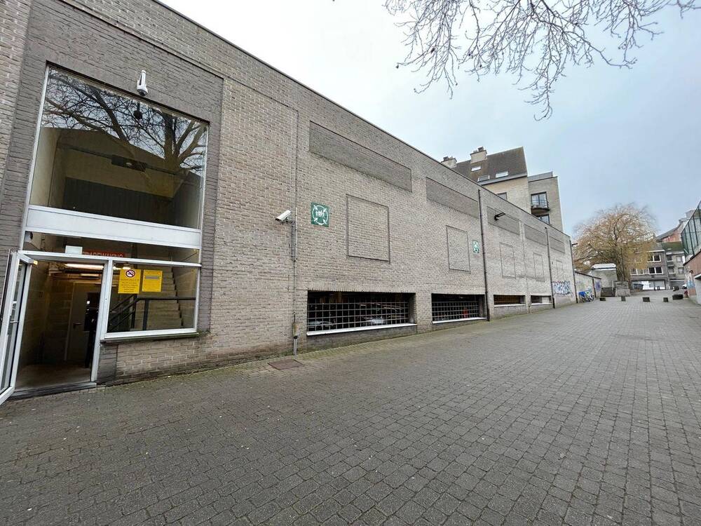 Parking te  koop in Aalst 9300 28000.00€  slaapkamers 0.00m² - Zoekertje 363574