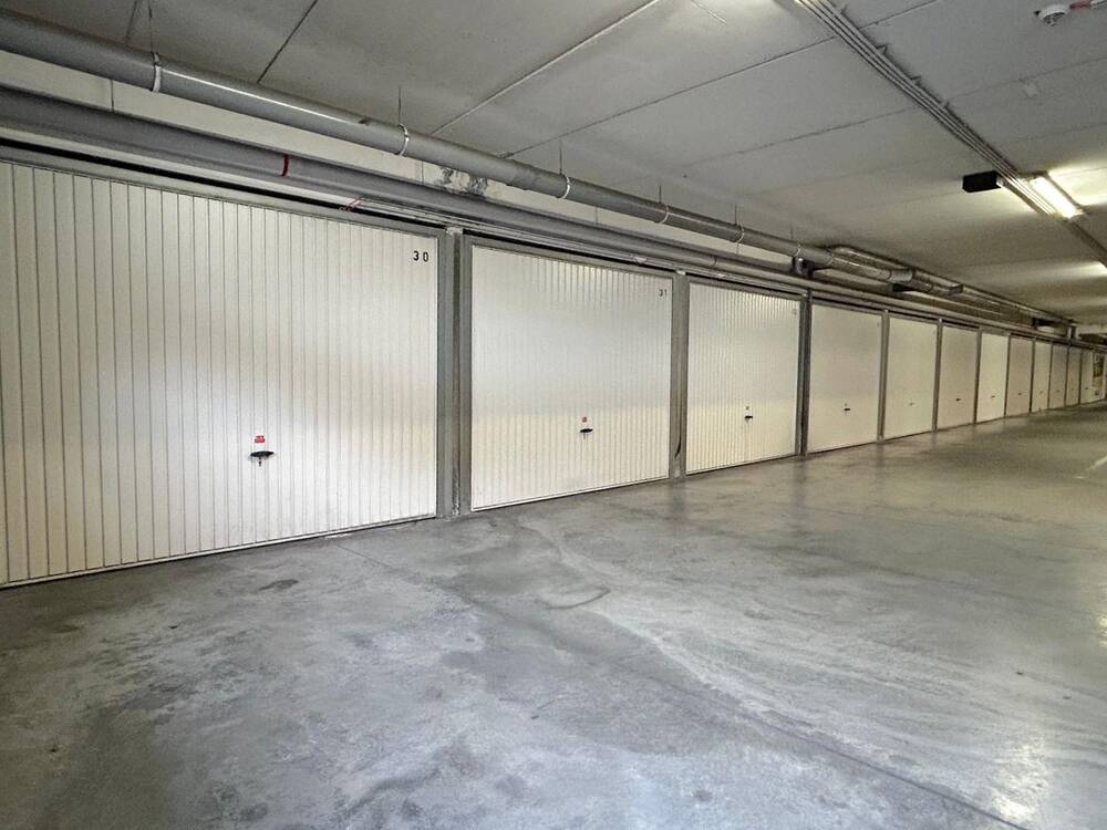 Parking te  koop in Aalst 9300 28000.00€  slaapkamers 0.00m² - Zoekertje 363022